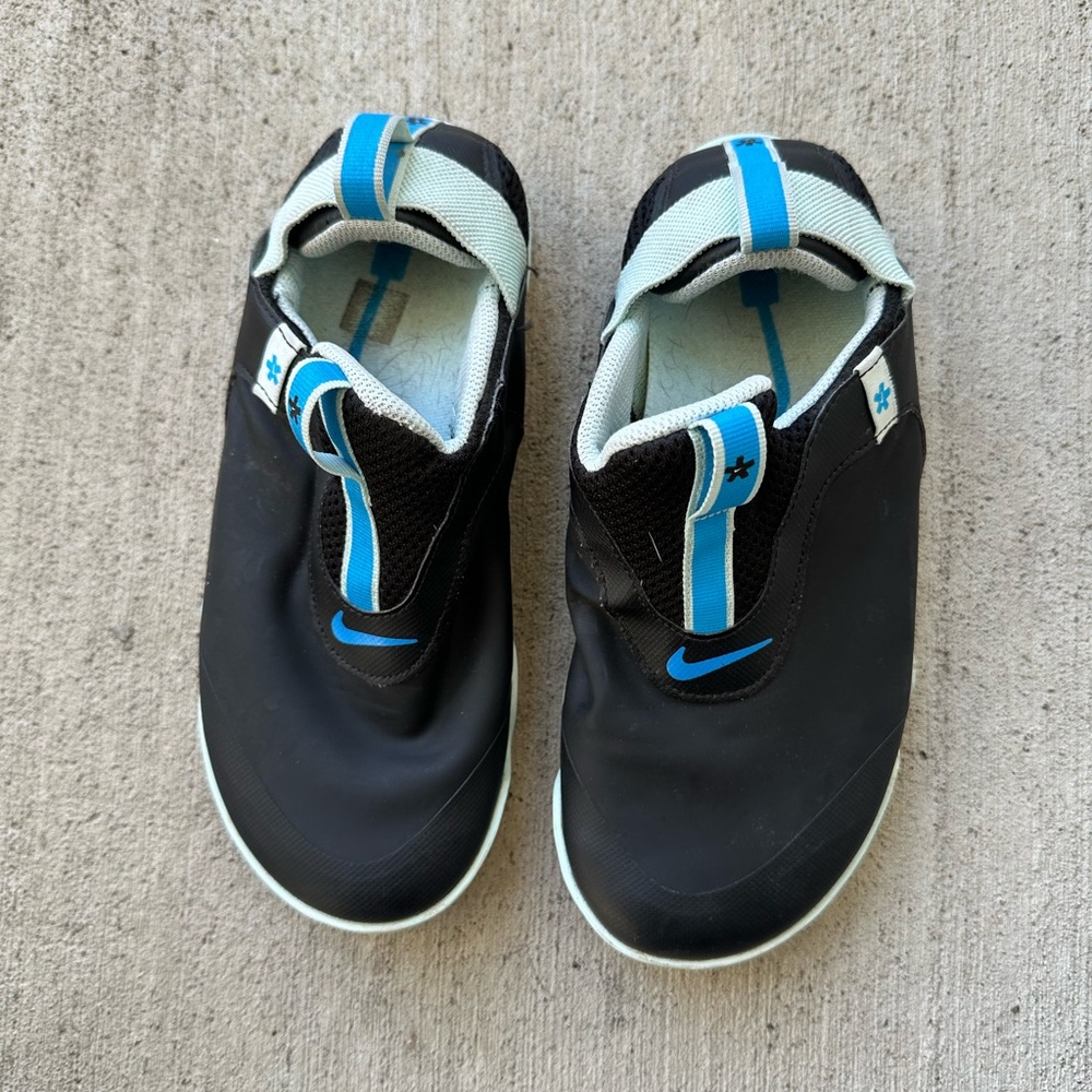 RARE Nike CT1629-001 Zoom Pulse Black Teal Medical Slip-On Shoes Size 6